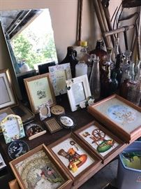 PICTURE FRAMES AND WALL ART