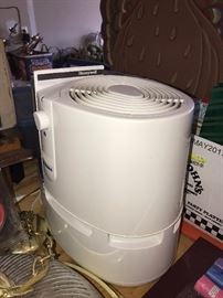 HUMIDIFIERS