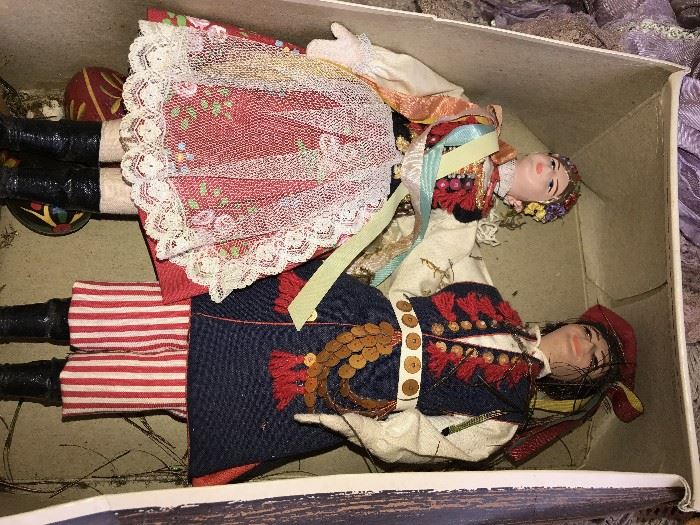 HUGE COLLECTION OF ANTIQUE AND VINTAGE DOLLS