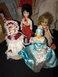 HUGE COLLECTION OF ANTIQUE AND VINTAGE DOLLS