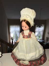 HUGE COLLECTION OF ANTIQUE AND VINTAGE DOLLS