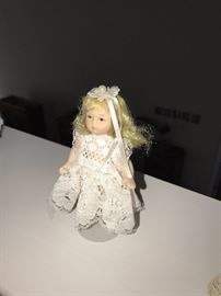 HUGE COLLECTION OF ANTIQUE AND VINTAGE DOLLS