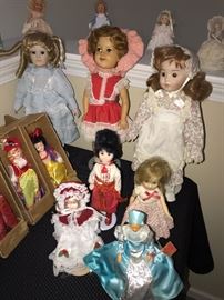 HUGE COLLECTION OF ANTIQUE AND VINTAGE DOLLS