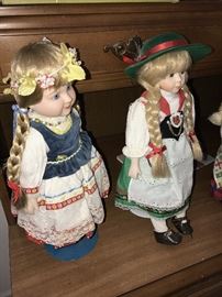 HUGE COLLECTION OF ANTIQUE AND VINTAGE DOLLS