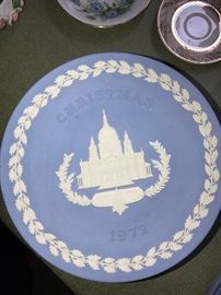 WEDGWOOD COLLECTIBLE CHRISTMAS PLATES