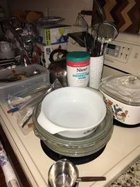 VINTAGE CORNINGWARE AND PYREX