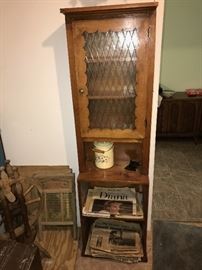 COUNTRY STYLE SLIM WOODEN CABINET