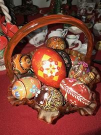 UKRAINIAN HAND-PAINTED EGGS