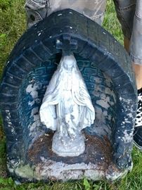 Concrete Mary, HEAVY.