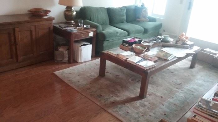 Henredon Coffee Table, Henredon Side Table, 5 X 8 Wool Rug with matching small rug, Nice Newer Green Sofa Sleeper