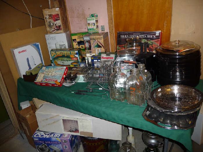 BOXED ITEMS, KITCHENWARE 