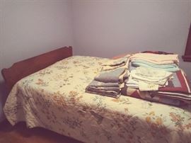 Double Bed & Linens