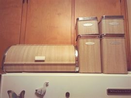 VINTAGE TINS & BREAD DRAWER (Matching)