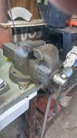 DODGE #40 BENCH VISE