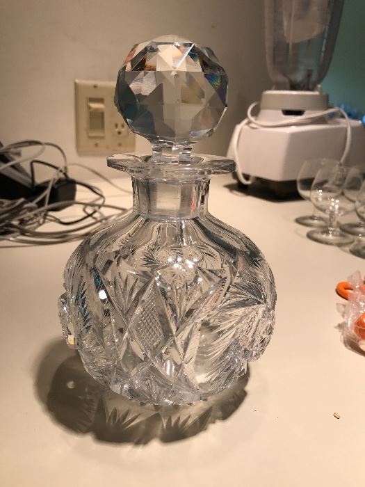 BRILLAINT CUT CRYSTAL DECANTER