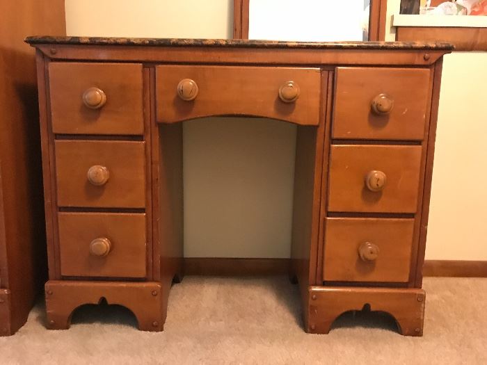 Dresser chest of drawers and matching desk. Solid wood. 