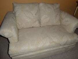 Love seat 