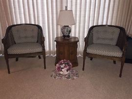 Chairs with table (lamp not included).