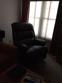 Lazy boy recliner in Cocoa Brown