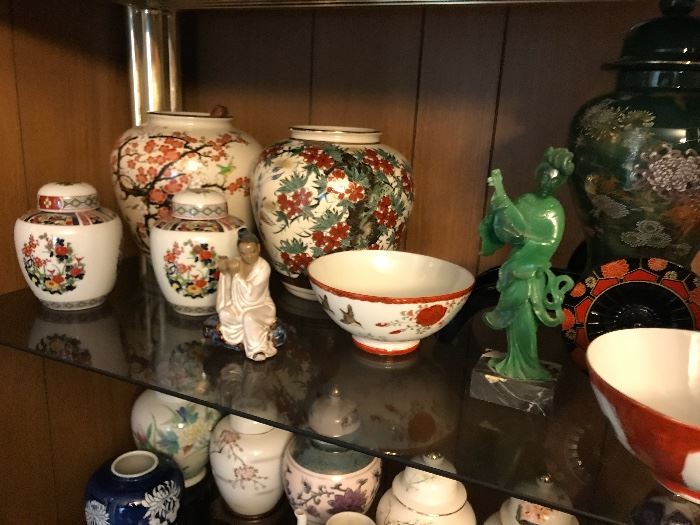 Oriental collectables including Jade statue
