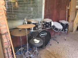 Drum set