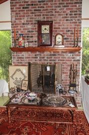 Amari, rugs, antiques, clocks