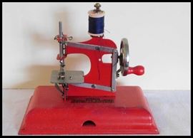 Kay and EE toy sewing machine made in Germany