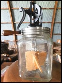 Dazey butter churn No. 30