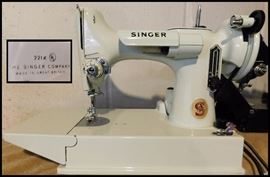 Singer featherweight 221K made in Great Britain