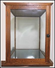 Oak tabletop show display case