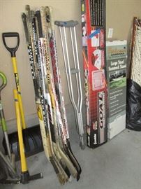 ICE HOCKEY STICKS, HAMMOCK, 