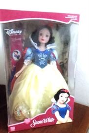 For YOUR Little Princess ... SNOW WHITE