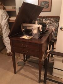 KENMORE SEWING MACHINE WITH CABINET