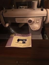 SEARS KENMORE SEWING MACHINE WITH CABINET AND MANUEL