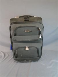 Maestro Rolling Carry on