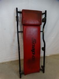 Snap-On floor creeper