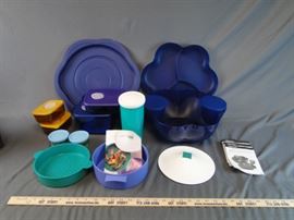 Tupperware Lot