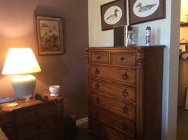 Chest of drawers & nightstands