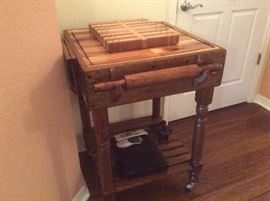 Butcher block rolling cart