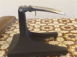 Antique tabletop can opener