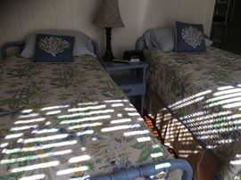 2 Twin Beds & Bedding