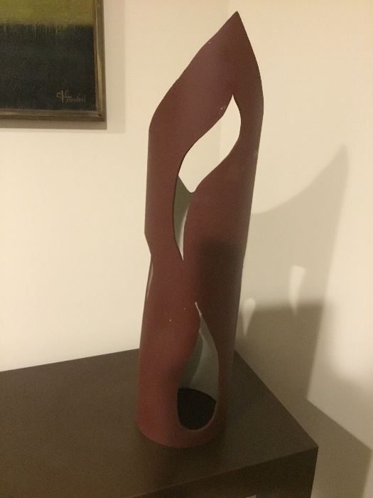 Milt Fink sculpture 