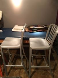 Contemporary tall counter chairs