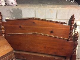 Antique full size bed
