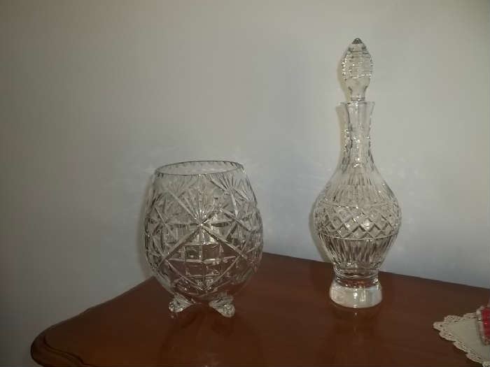 crystal decanter and egg shaped bowl 