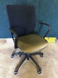 Business Closing Auction W Uninterruptible Starts On 7 18 2017