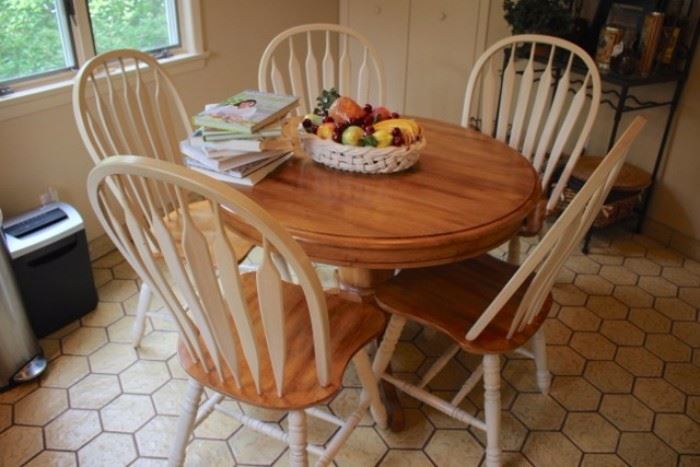 Round Wood Table and 5 Chairs