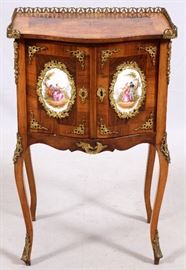 2208 FRENCH WALNUT & PORCELAIN CABINET, 19TH C., H 31", W 19", D 14"