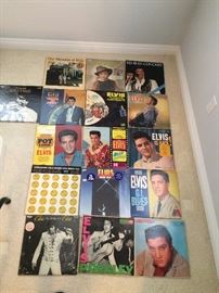 Elvis Record Albums - 33