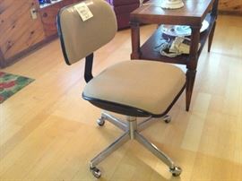 mid century rolling desk chair